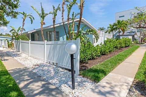 Photo of 170 Roosevelt Drive #2, Sarasota, FL 34236 (MLS # A4652470)