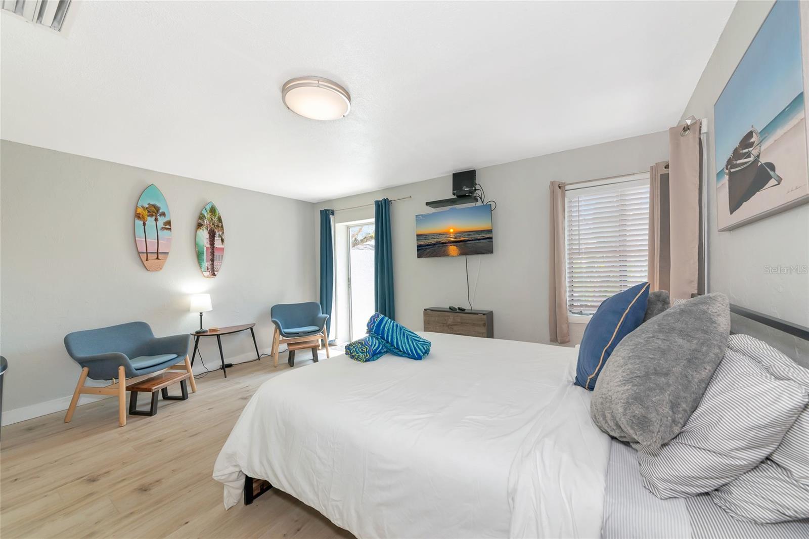 PELICAN GARDENS - Residential