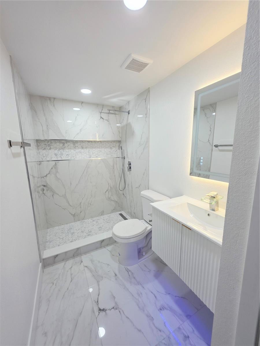 BEACON SQUARE - Residential