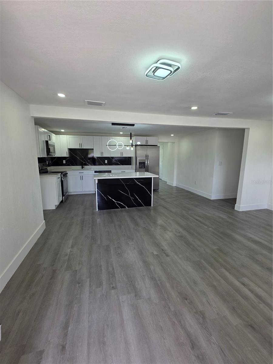 BEACON SQUARE - Residential