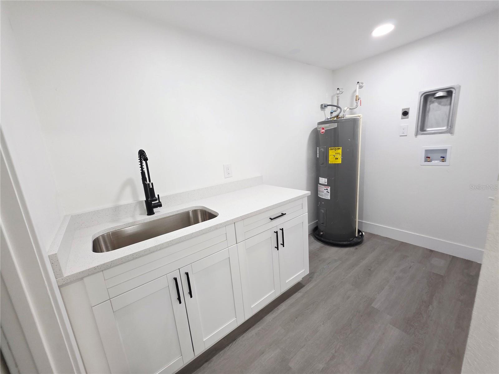 BEACON SQUARE - Residential