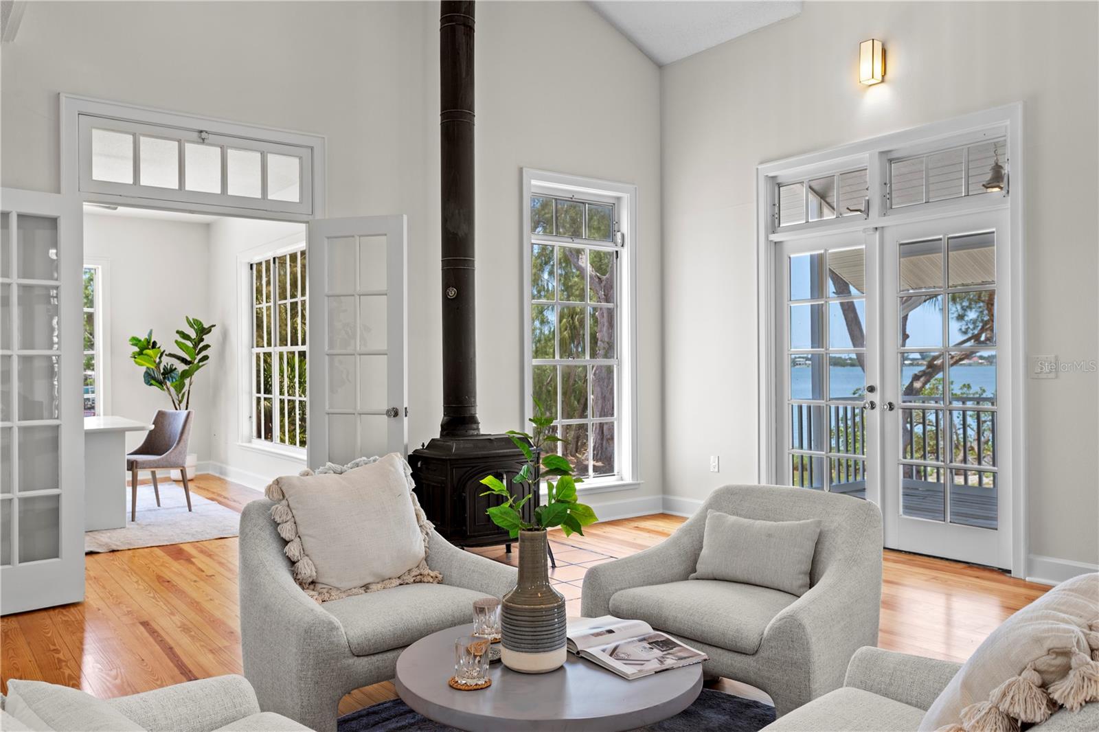 SNEAD ISLAND - Residential