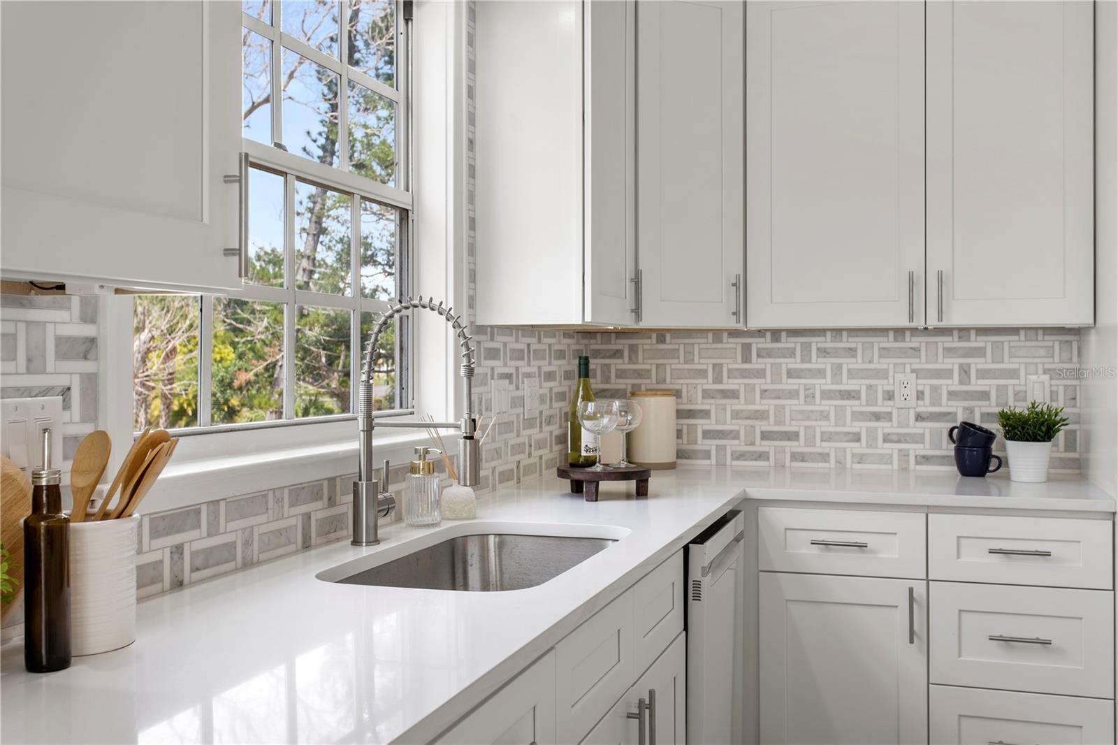 SNEAD ISLAND - Residential