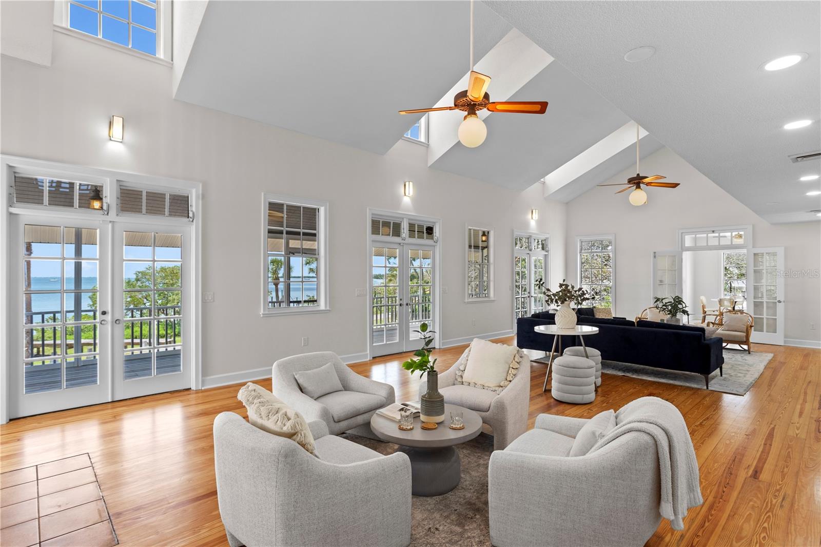 SNEAD ISLAND - Residential