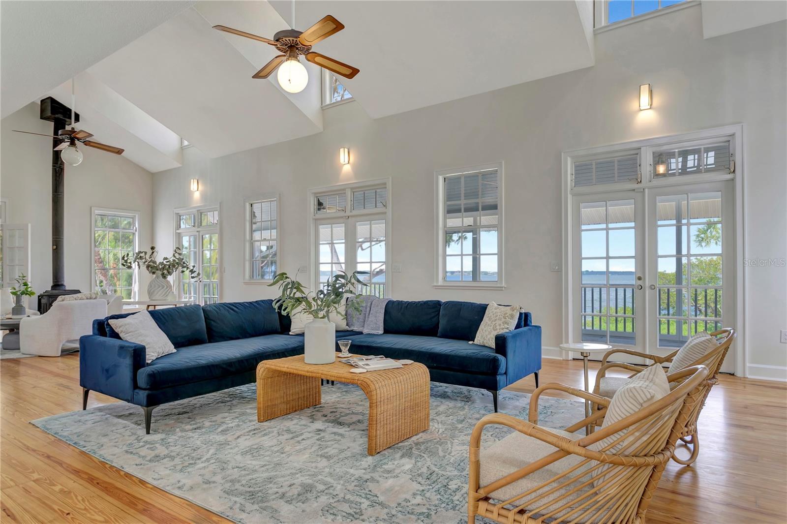 SNEAD ISLAND - Residential