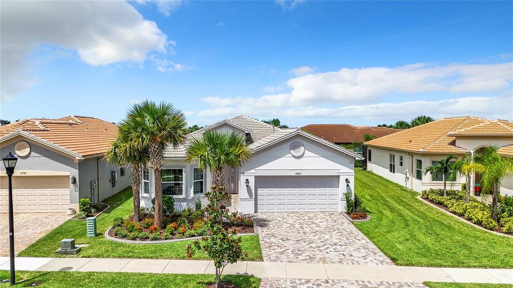 Photo of 15503 Corona Del Mar Drive, Wimauma, FL 33598 (MLS # O6320580)