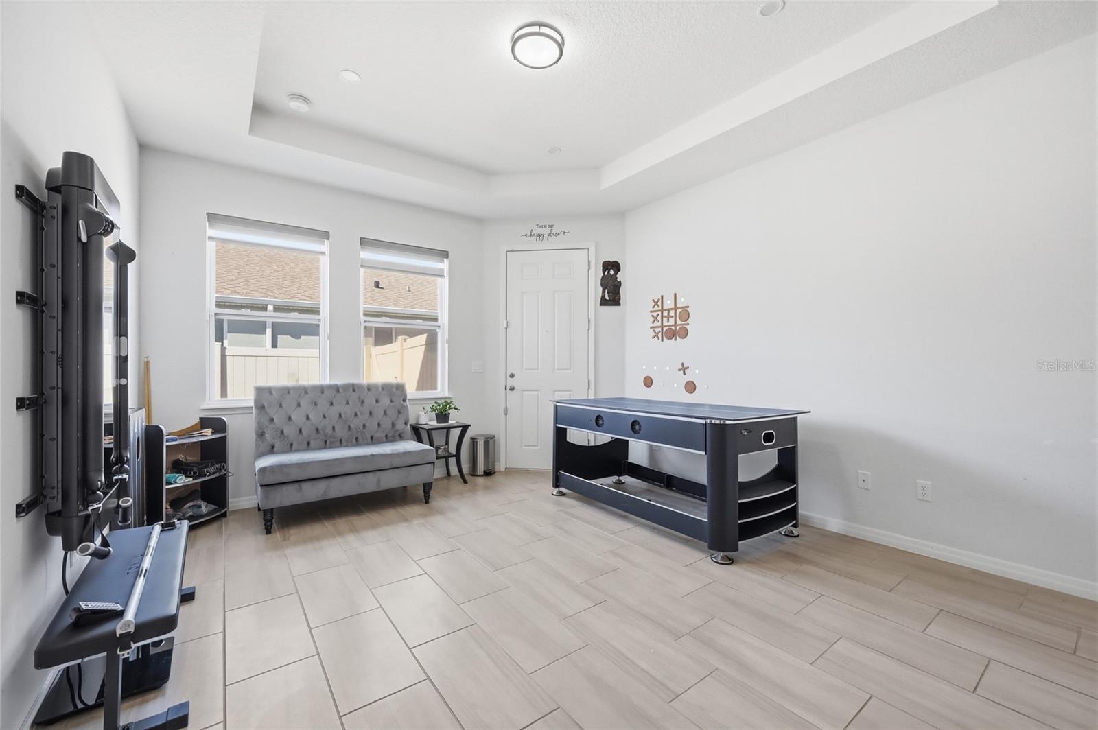 BRIDLEWOOD - Residential