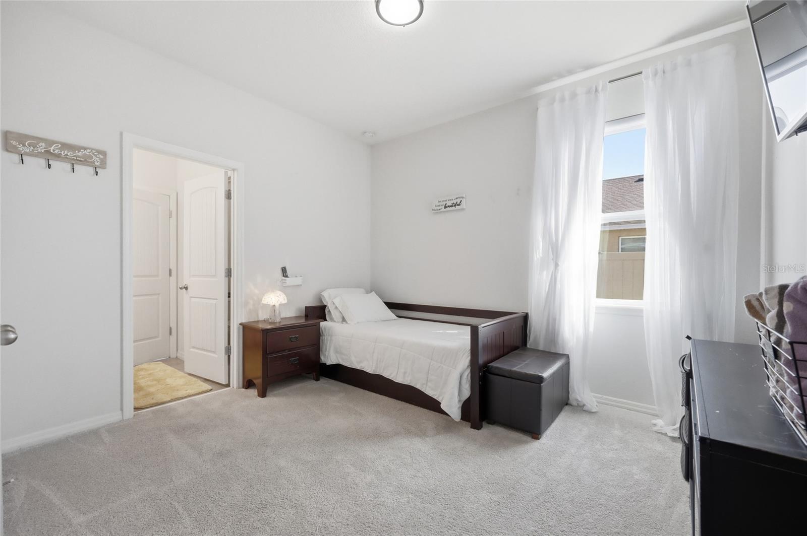 BRIDLEWOOD - Residential