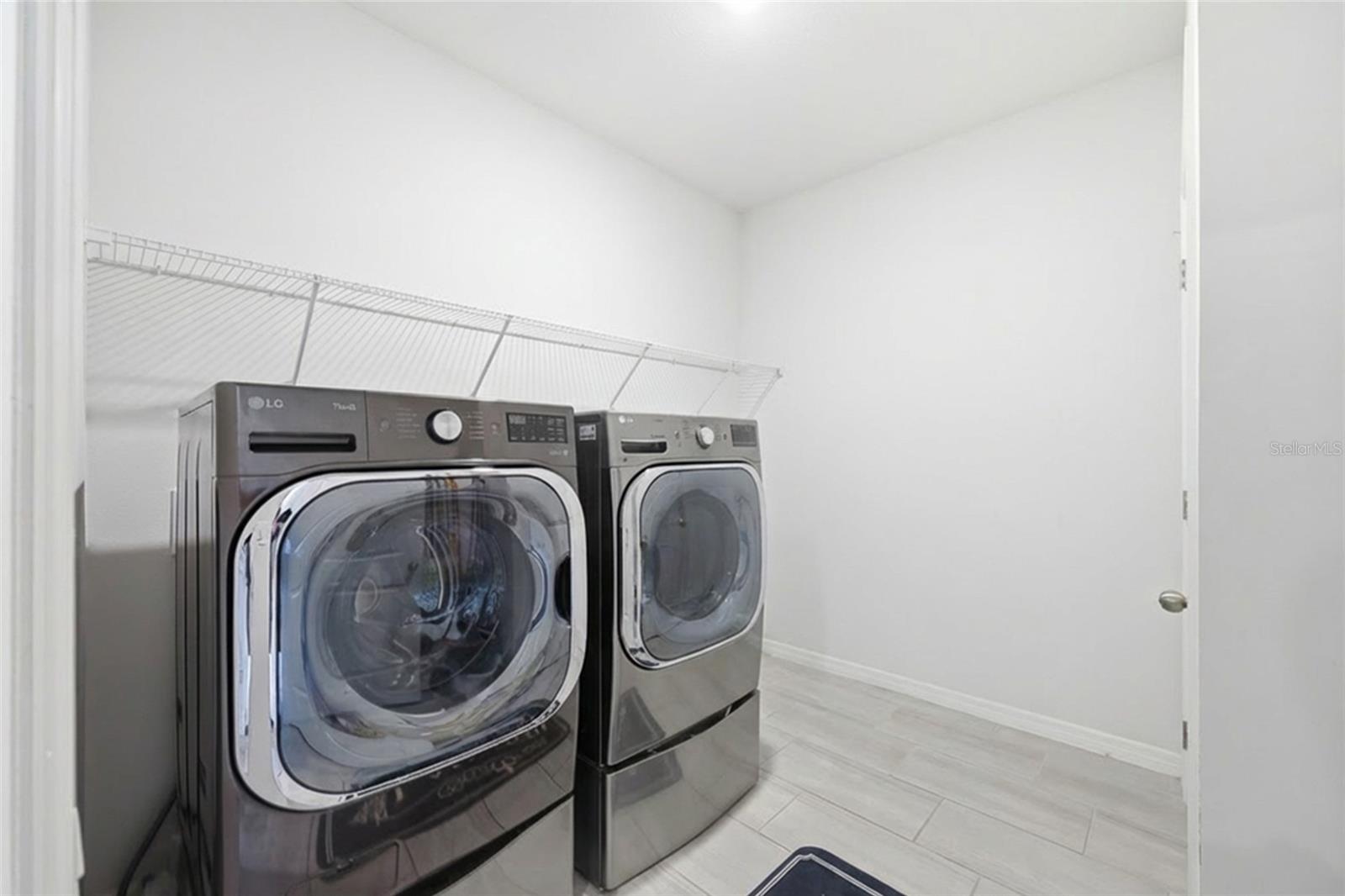 BRIDLEWOOD - Residential