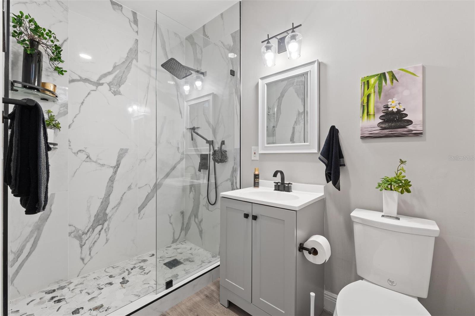 TWIN ACRES 154-15 B - Residential