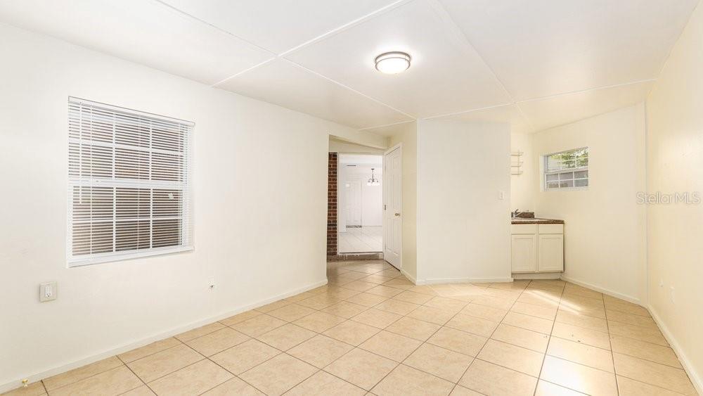 BAY ST PARK - Residential