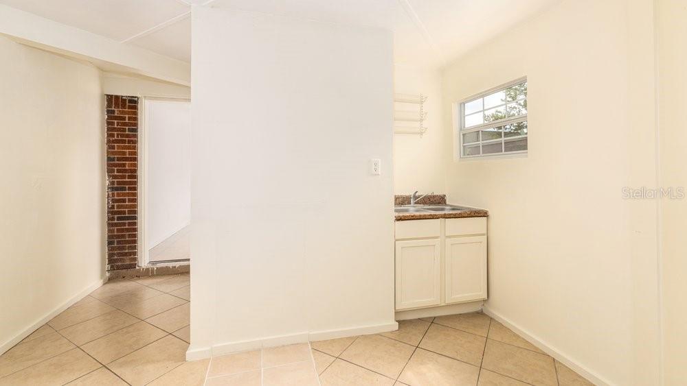 BAY ST PARK - Residential