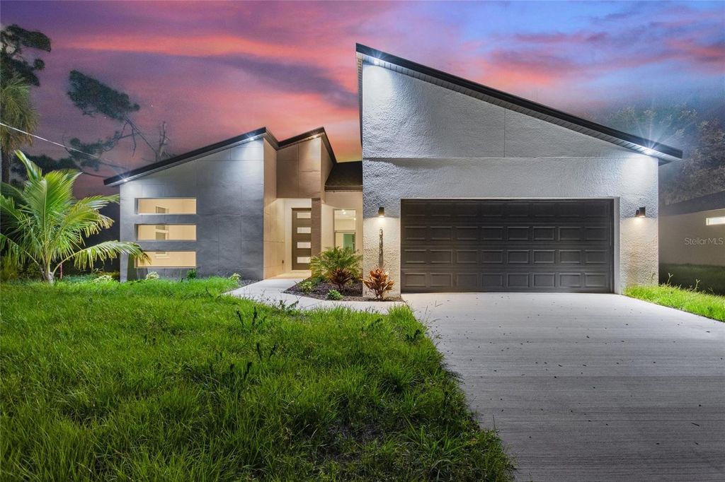 Photo of 3330 Traverse Avenue, North Port, FL 34286 (MLS # O6381170)