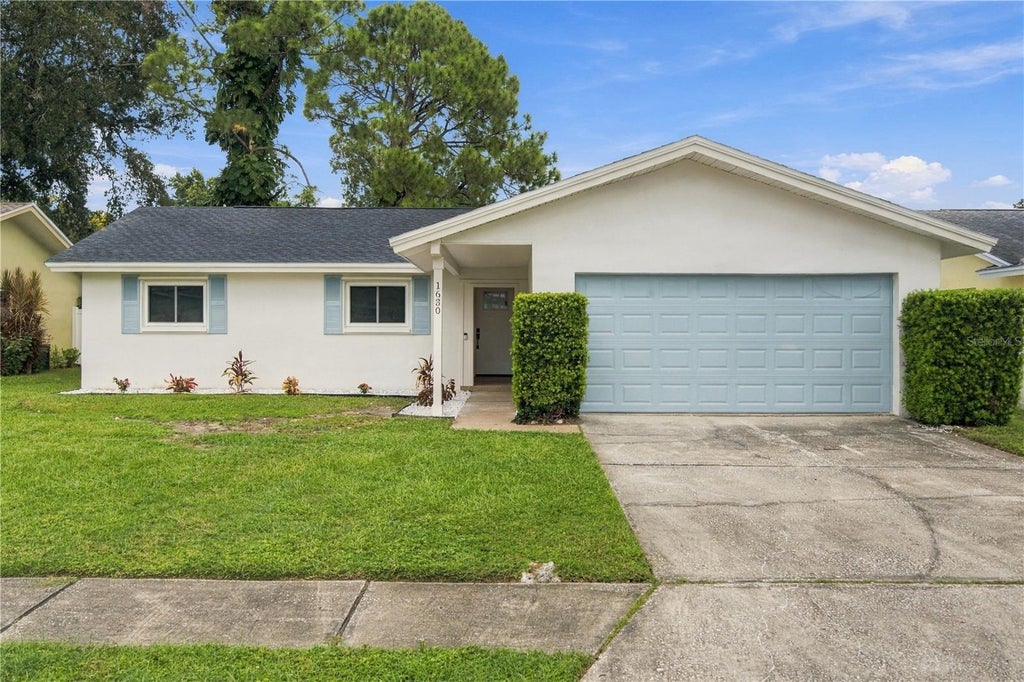 Photo of 1630 Dale Circle N, Dunedin, FL 34698 (MLS # TB8551585)