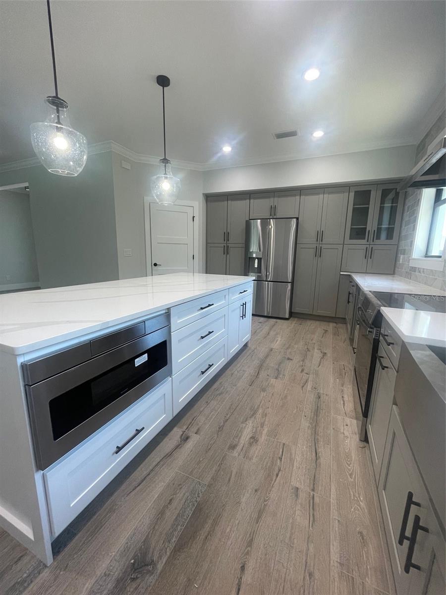 220 JENNIFER DRIVE