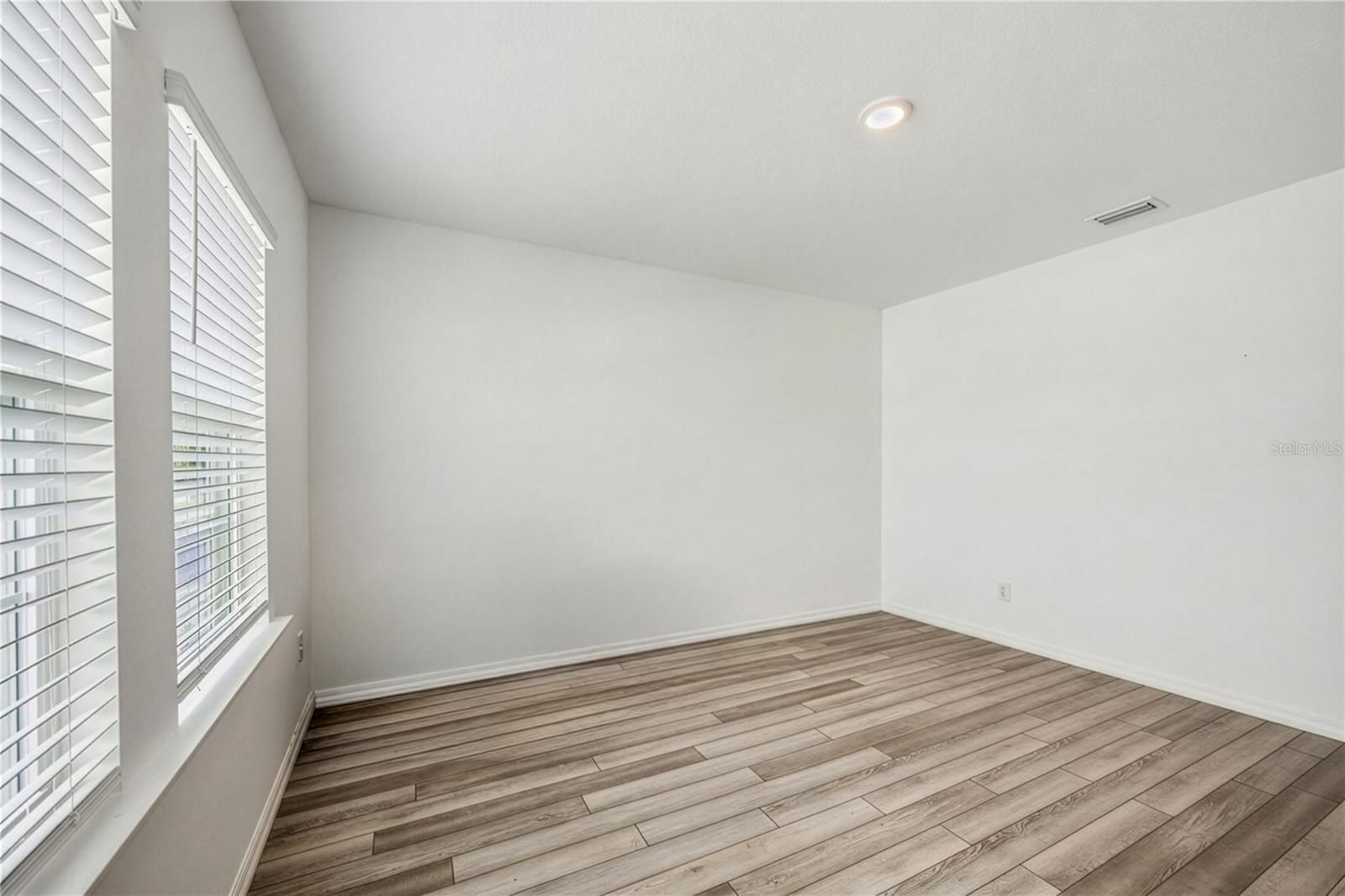 OAK PARK PH 1 PB 36 PG 78 - Residential