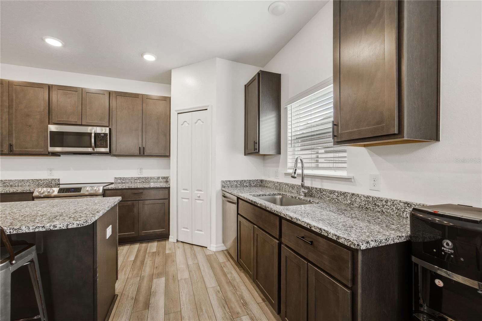 OAK PARK PH 1 PB 36 PG 78 - Residential