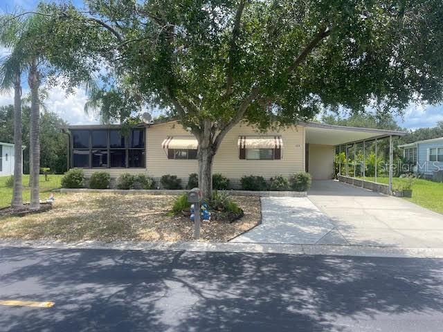 104 N SAINT THOMAS CIRCLE
