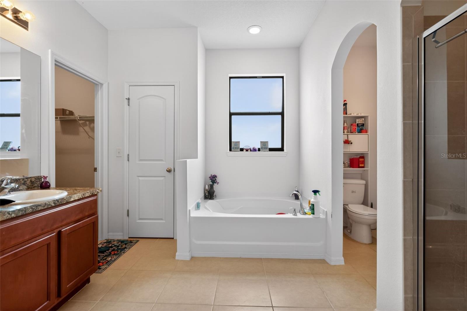 CRESTRIDGE AT ESTATES - Residential