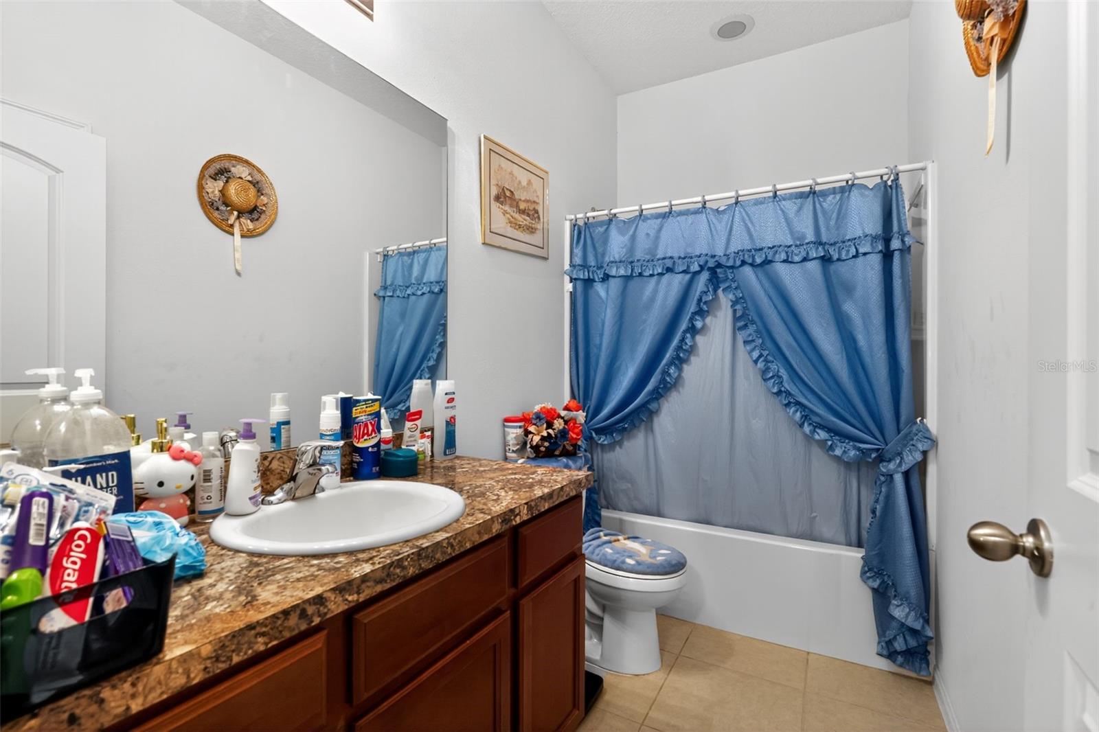 CRESTRIDGE AT ESTATES - Residential