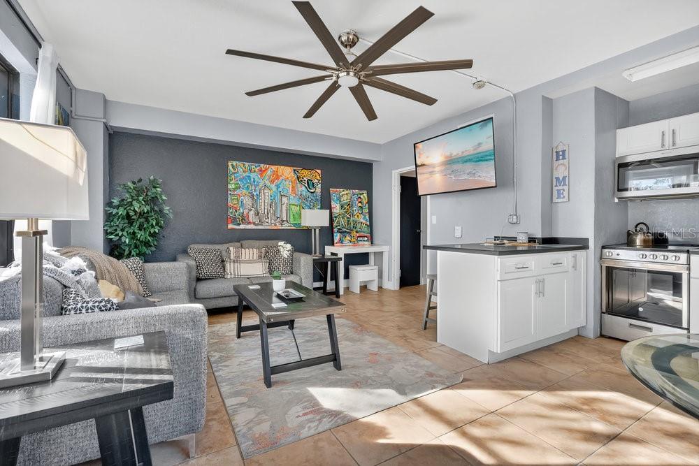 RESIDENCES AT CITY PLACE CONDO - Residential