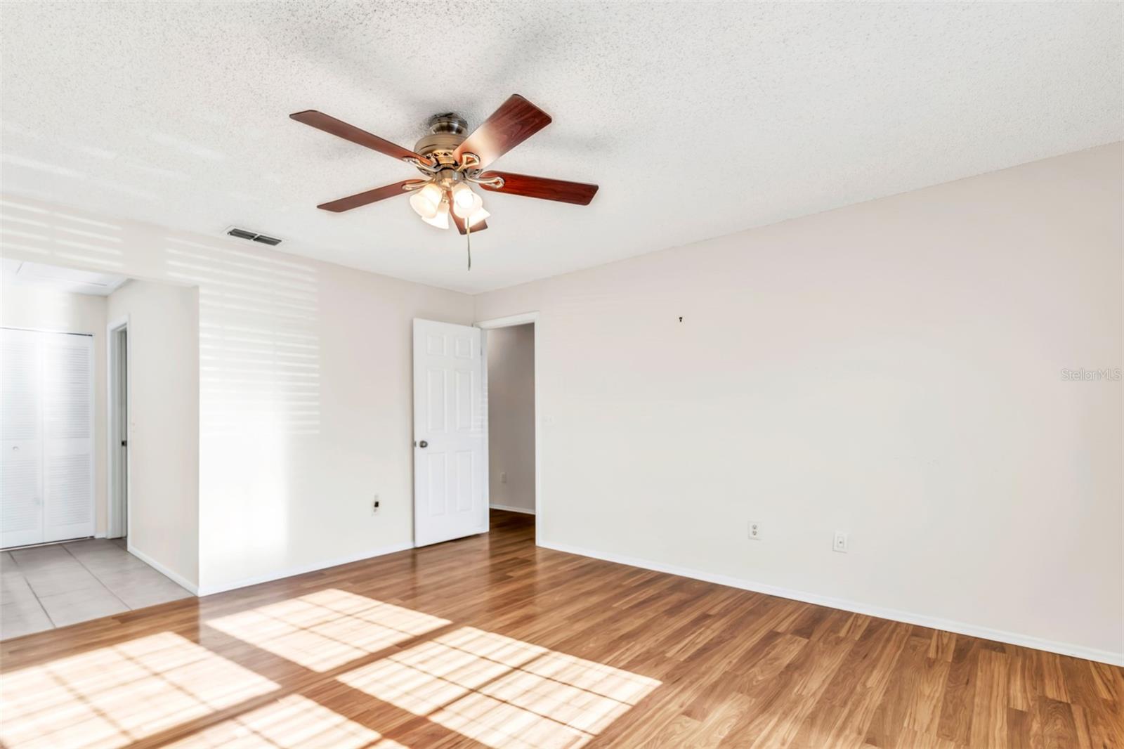 BAY TOWNE WEST - Residential