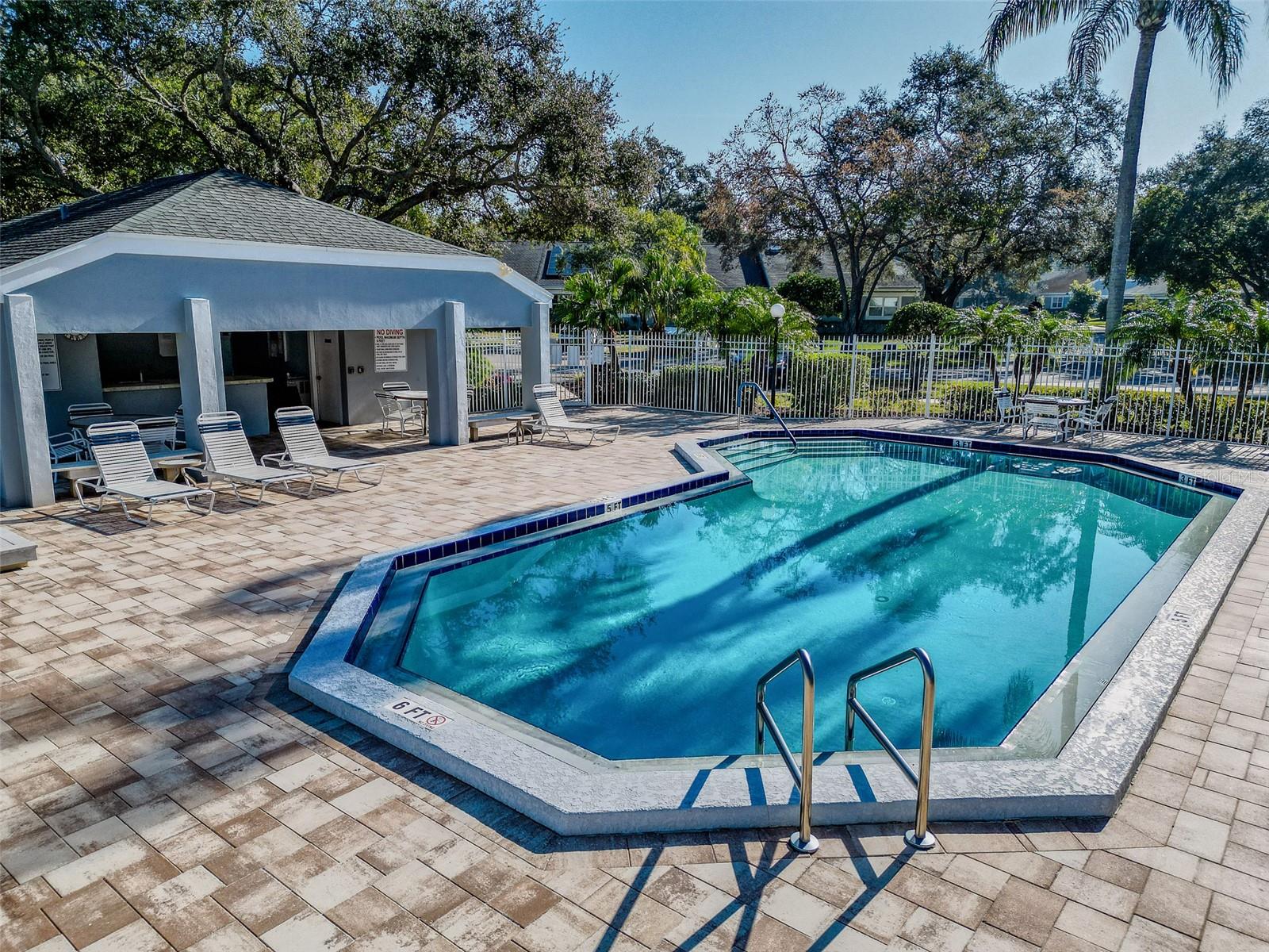 BAY TOWNE WEST - Residential