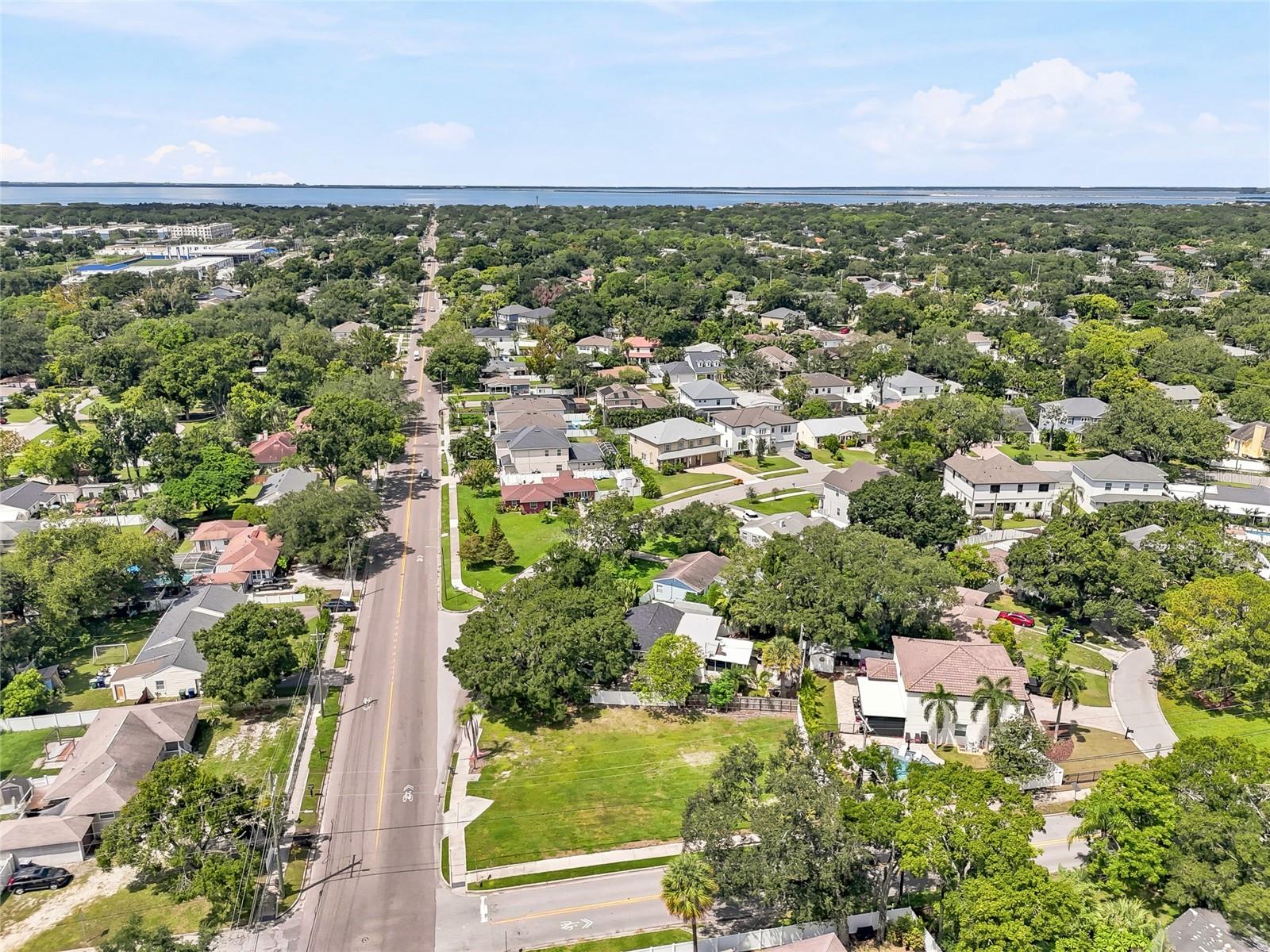 3622 W TAMPA CIRCLE