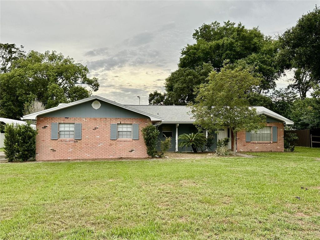 Photo of 1414 Mink Drive, Apopka, FL 32703 (MLS # O6417239)