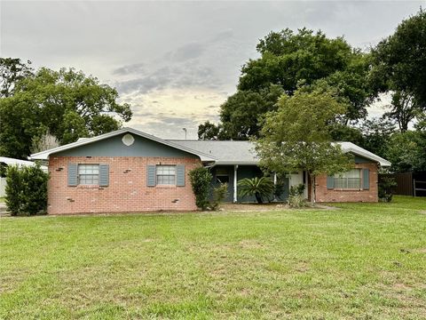 Property photo of 1414 Mink Drive, Apopka, FL 32703