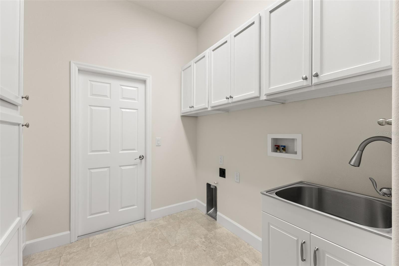 DUNEDIN COVE - Residential