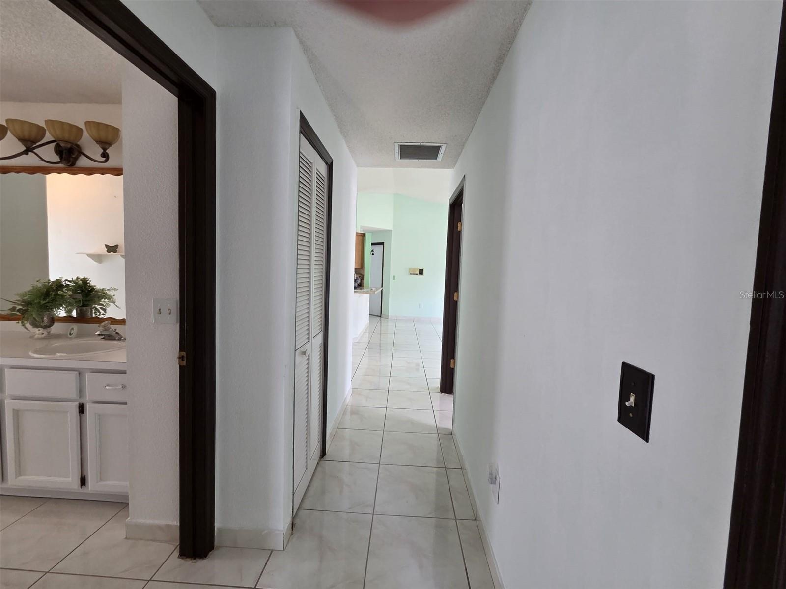 TWIN RIVERS SEC 4 UNIT 1 - Residential