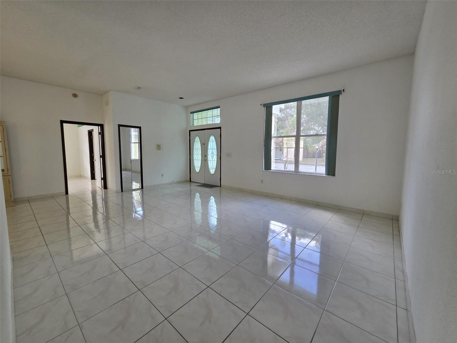 TWIN RIVERS SEC 4 UNIT 1 - Residential