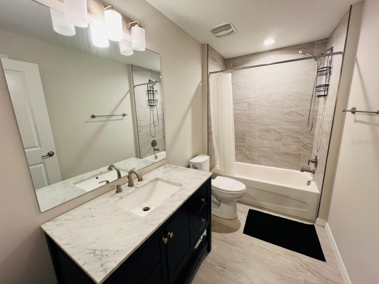 QUAL HOLLOW - Residential Lease