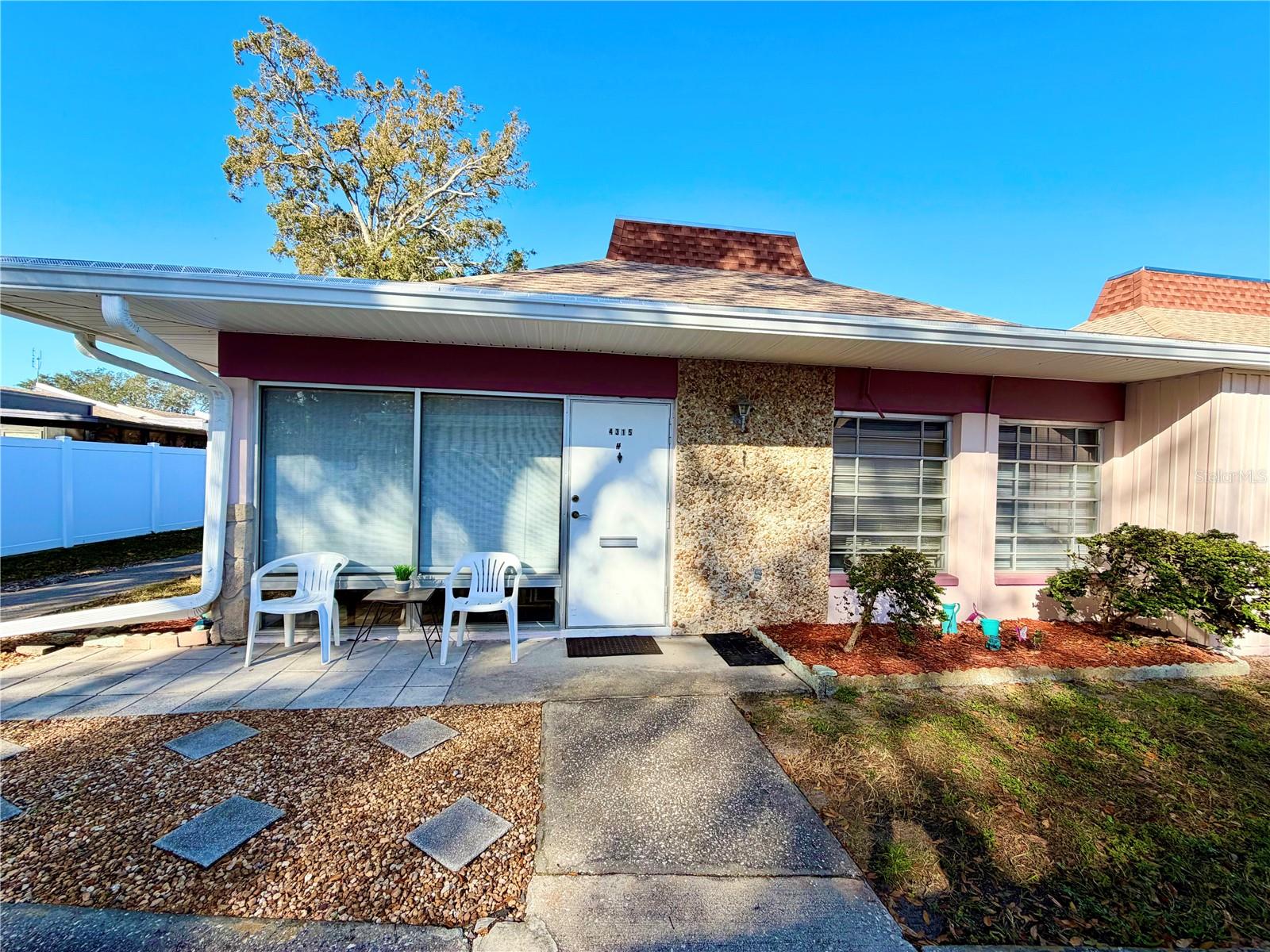 TAHITIAN GARDENS CONDO - Residential