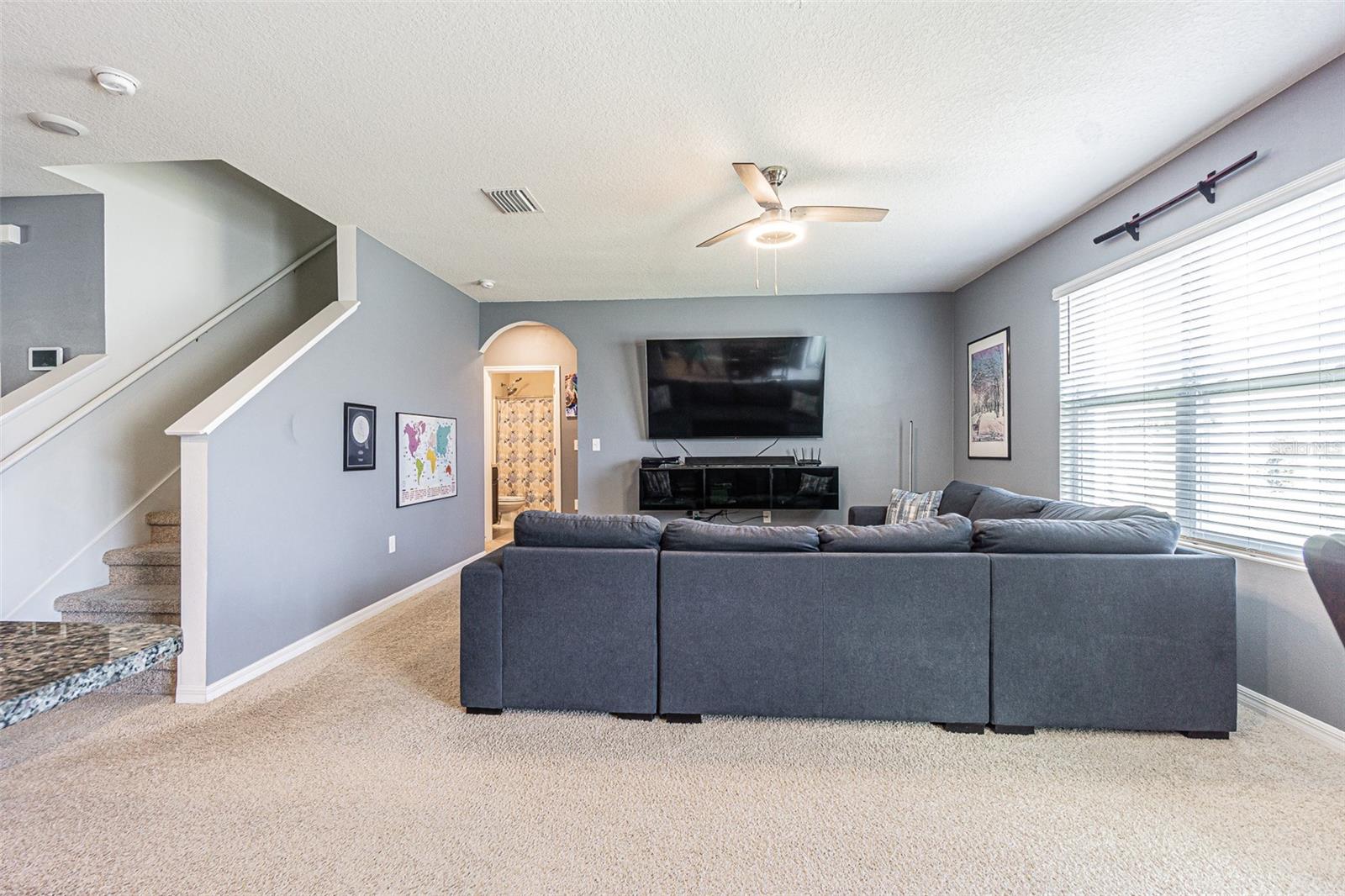 10212 GOLDEN LIGHT COURT