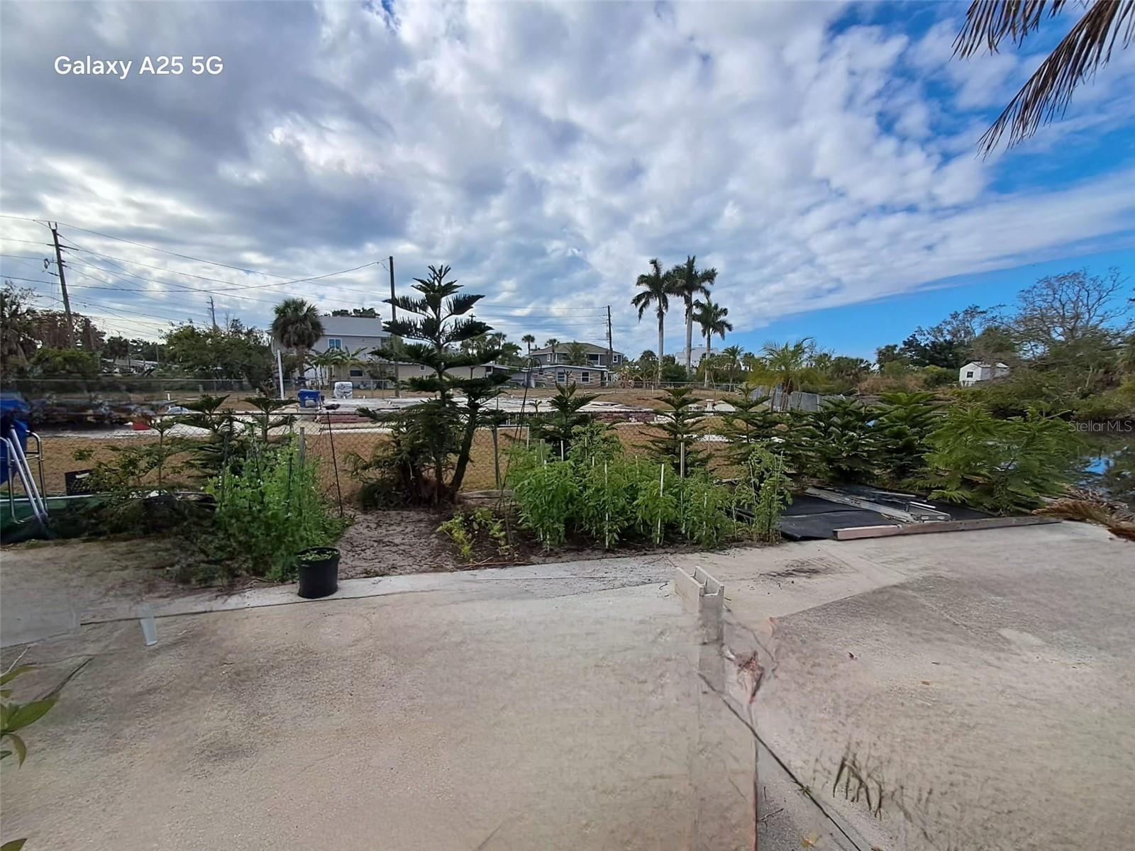 MOBILE CITY - Residential