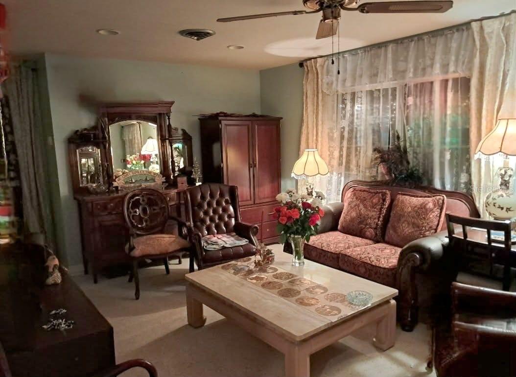 MOBILE CITY - Residential