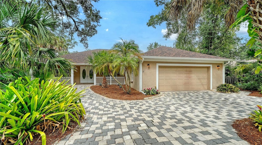Photo of 2166 Sylvan Lea Drive, Sarasota, FL 34240 (MLS # A4705785)