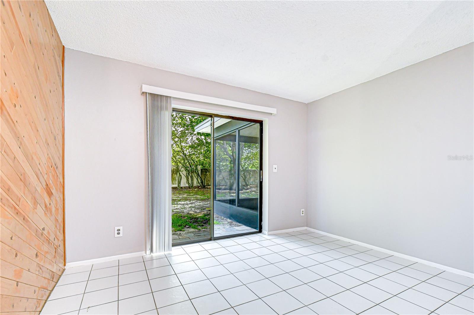 CARROLLWOOD SPGS UNIT 1 - Residential