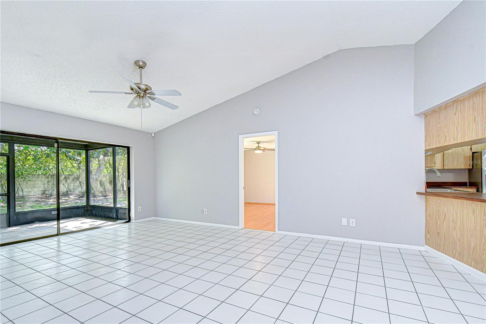 CARROLLWOOD SPGS UNIT 1 - Residential