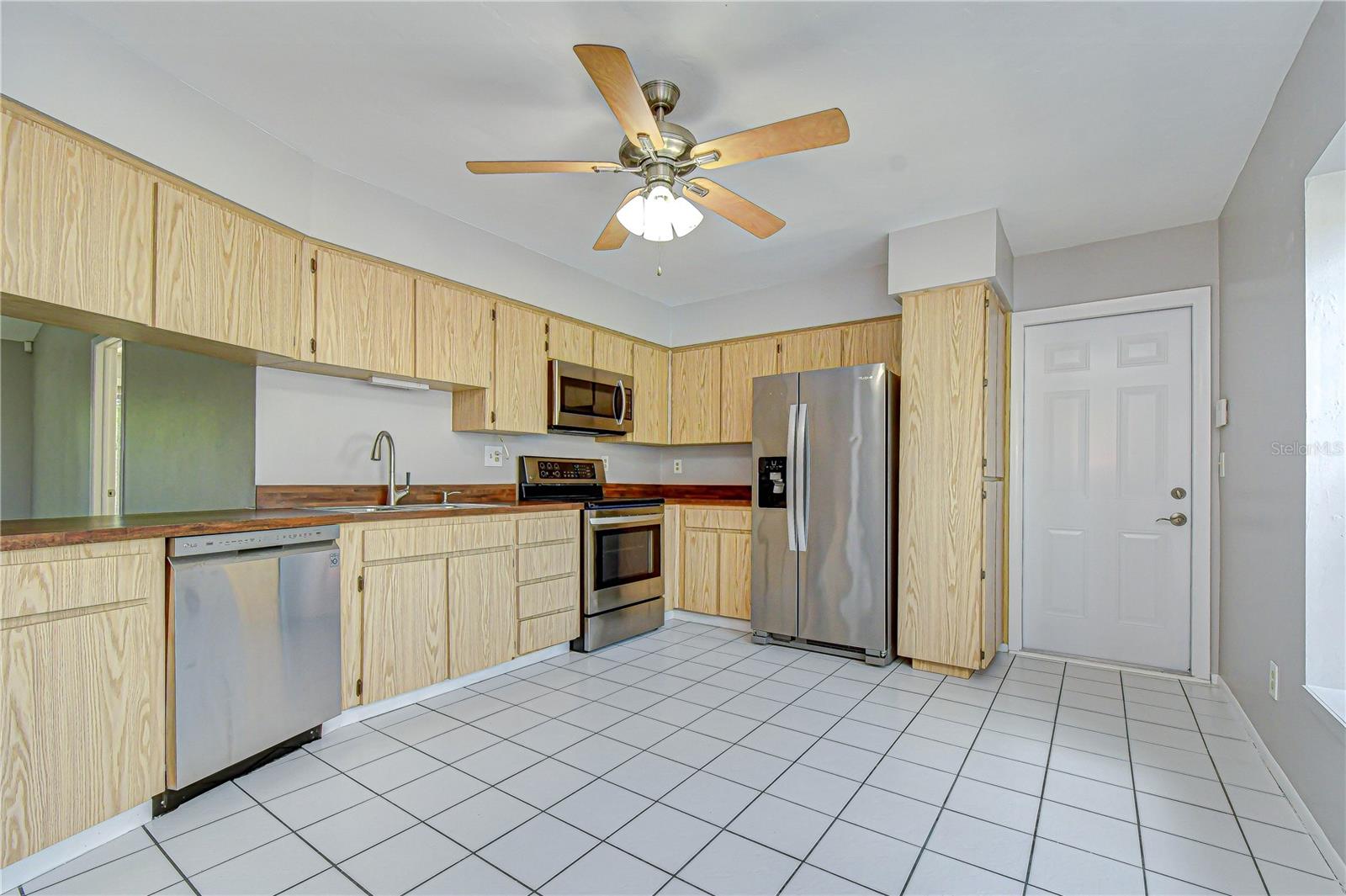 CARROLLWOOD SPGS UNIT 1 - Residential