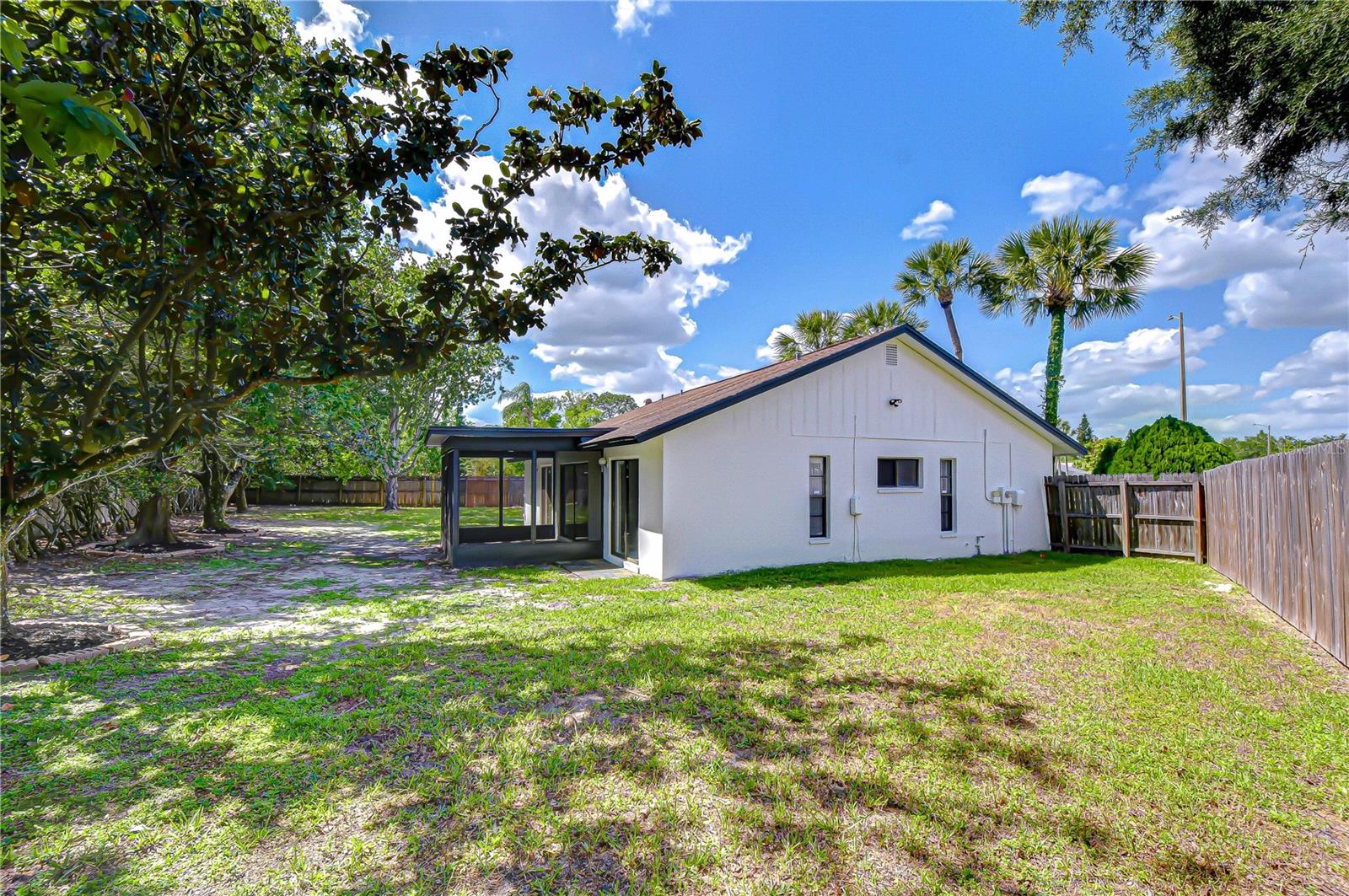 CARROLLWOOD SPGS UNIT 1 - Residential