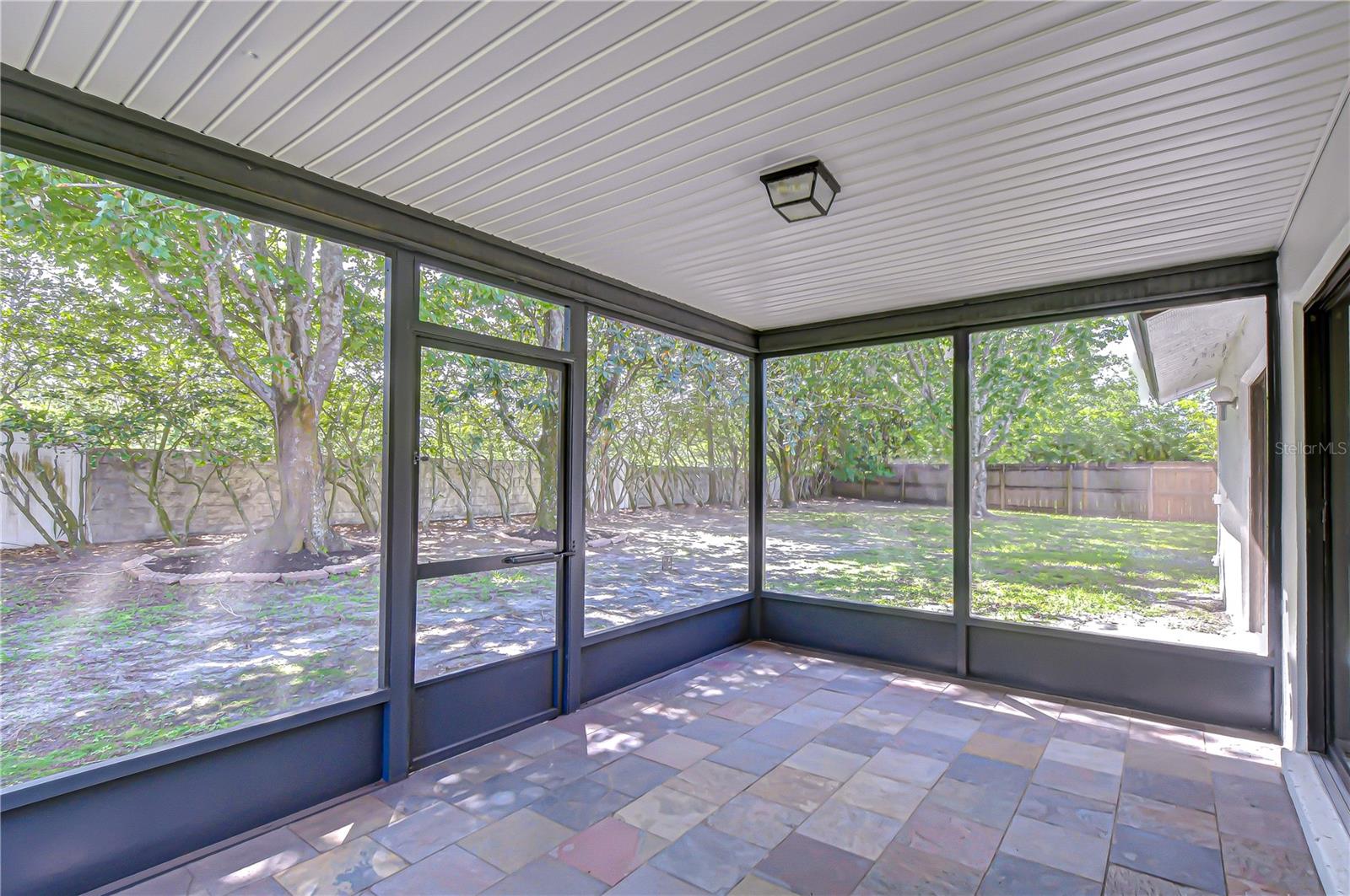 CARROLLWOOD SPGS UNIT 1 - Residential