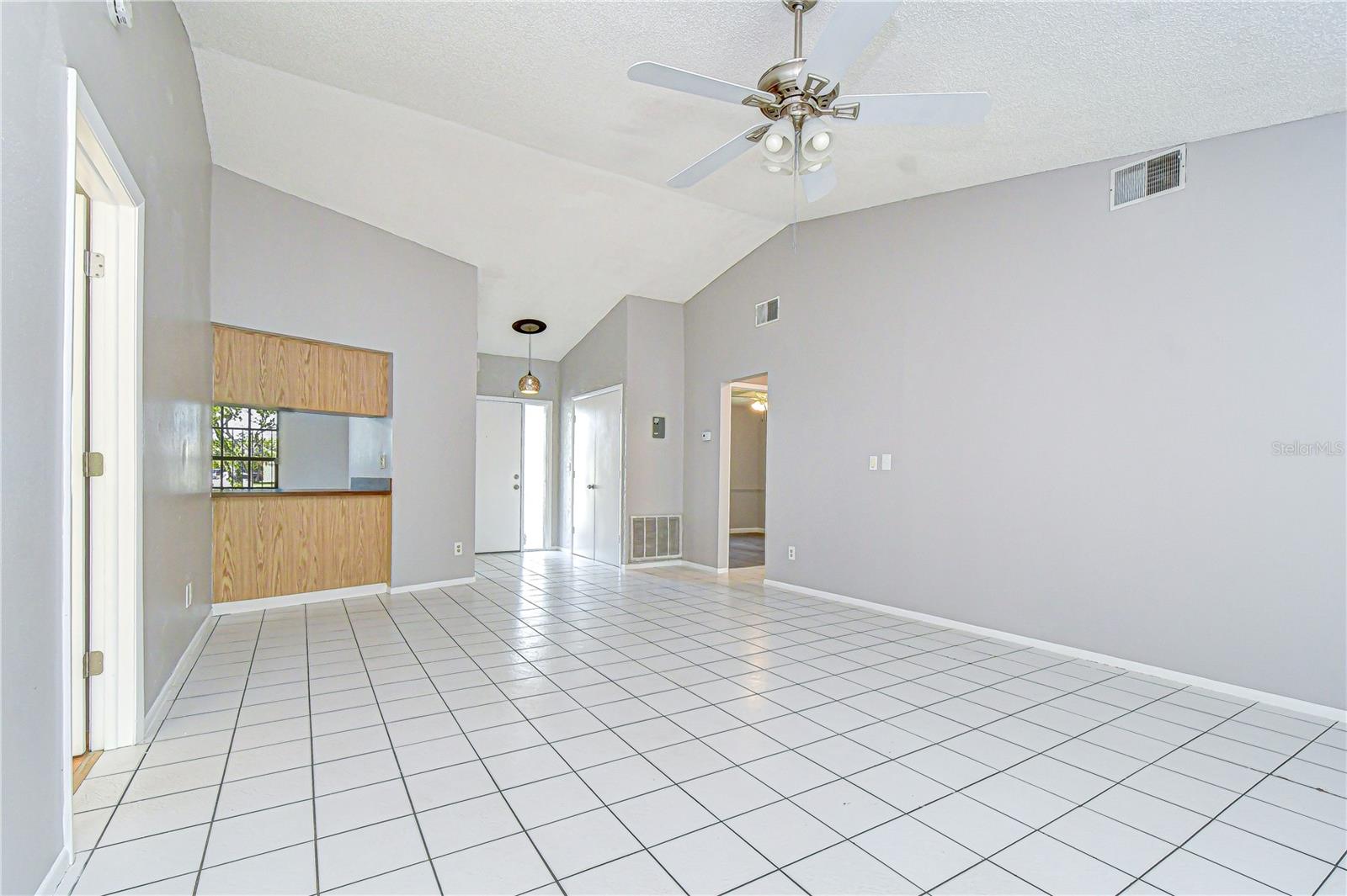 CARROLLWOOD SPGS UNIT 1 - Residential