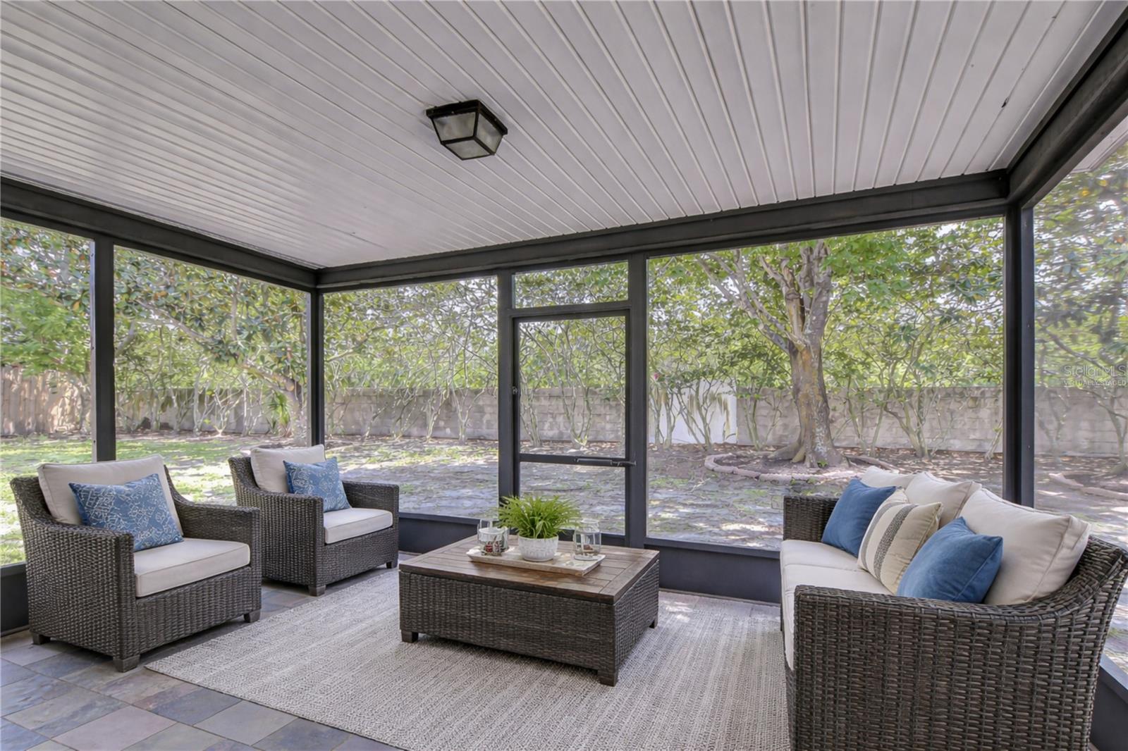 CARROLLWOOD SPGS UNIT 1 - Residential