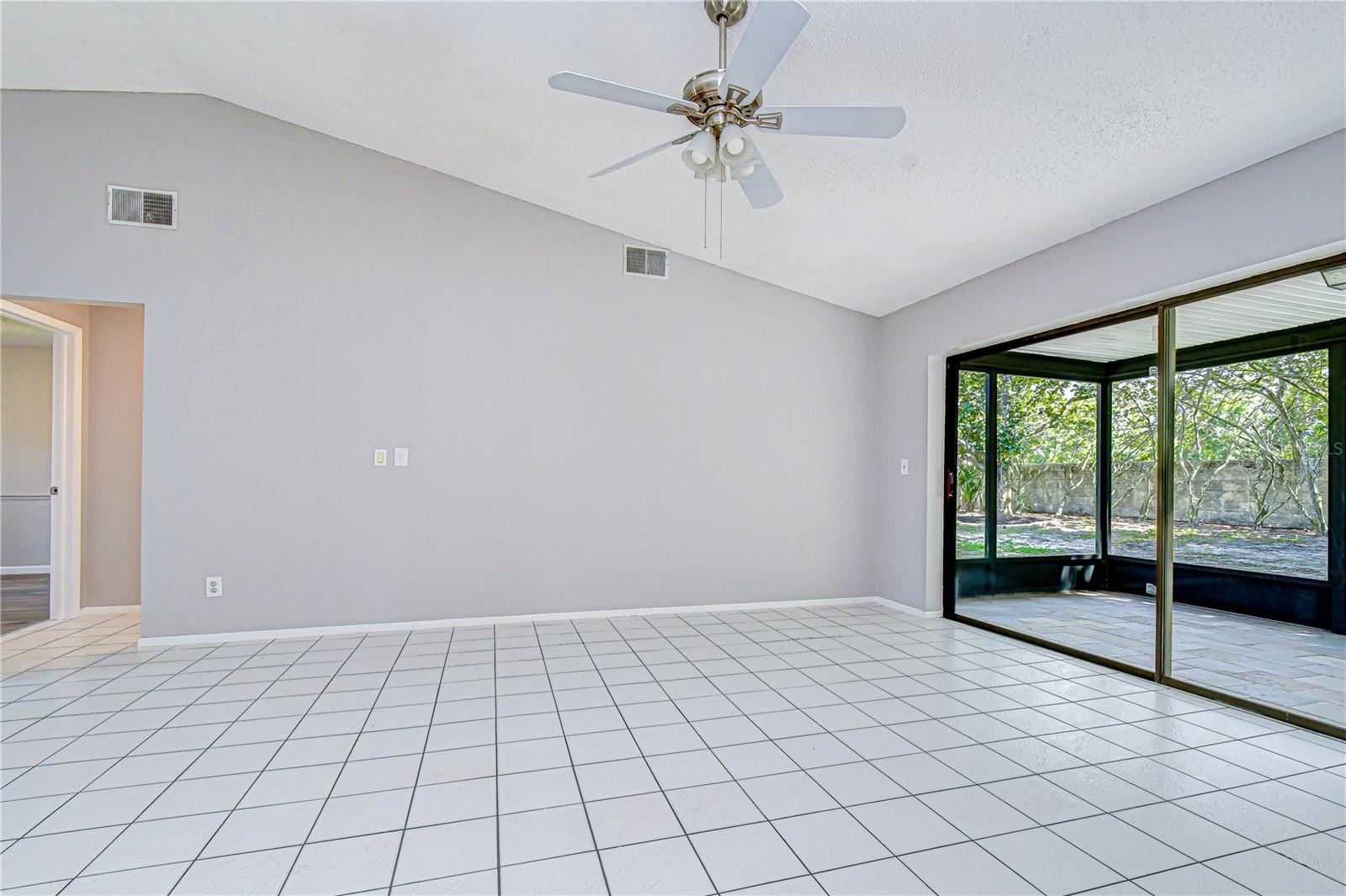 CARROLLWOOD SPGS UNIT 1 - Residential