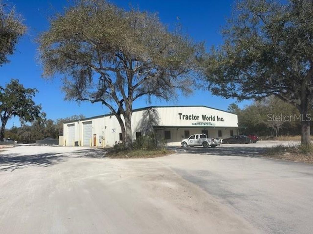 Photo of 2410 E 92 Highway, Plant City, FL 33566 (MLS # TB8471624)