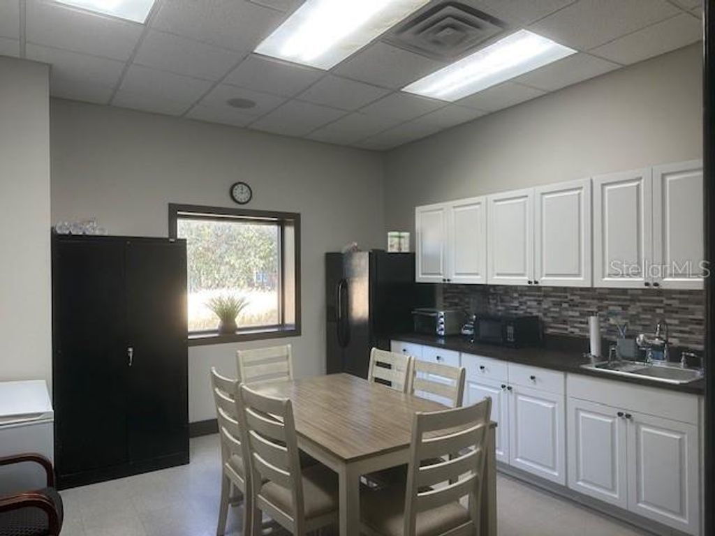 Photo of 2410 E 92 Highway, Plant City, FL 33566 (MLS # TB8471624)