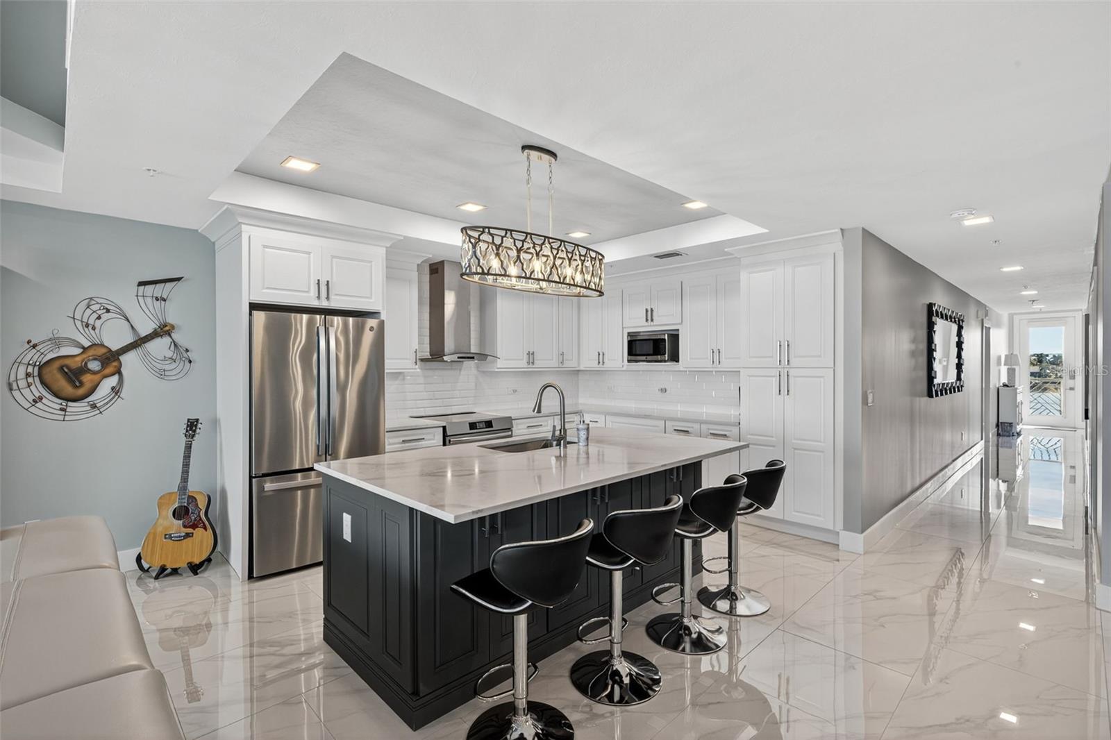 PARADISE POINTE/CHARLOTTE HARB - Residential